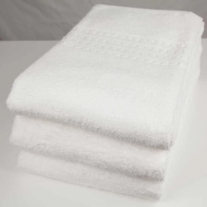 16x30 White Hand Towels 4.25 lbs 100% Cotton - Image 1