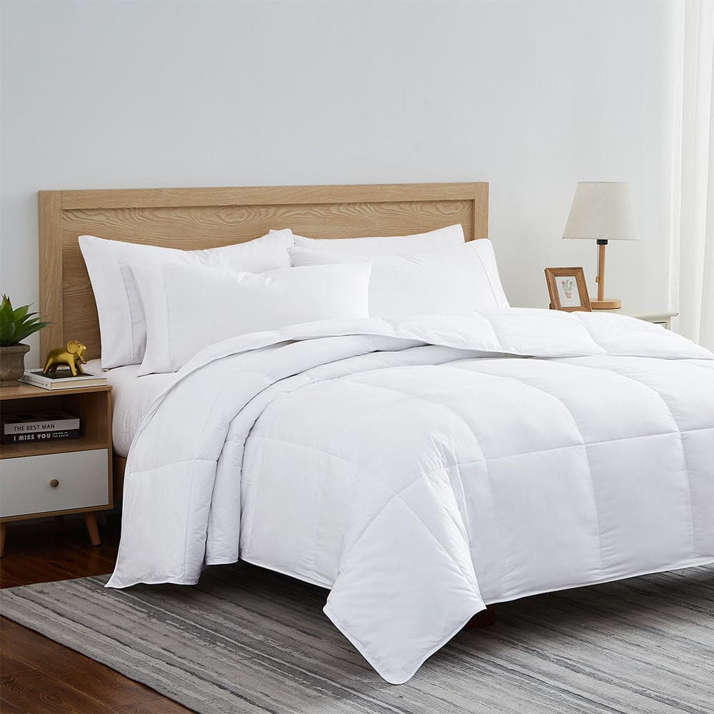 Continuous Comfort EnviroLoft® Down Alternative Duvet Insert, Medium Weight - (Case Pack Only)
